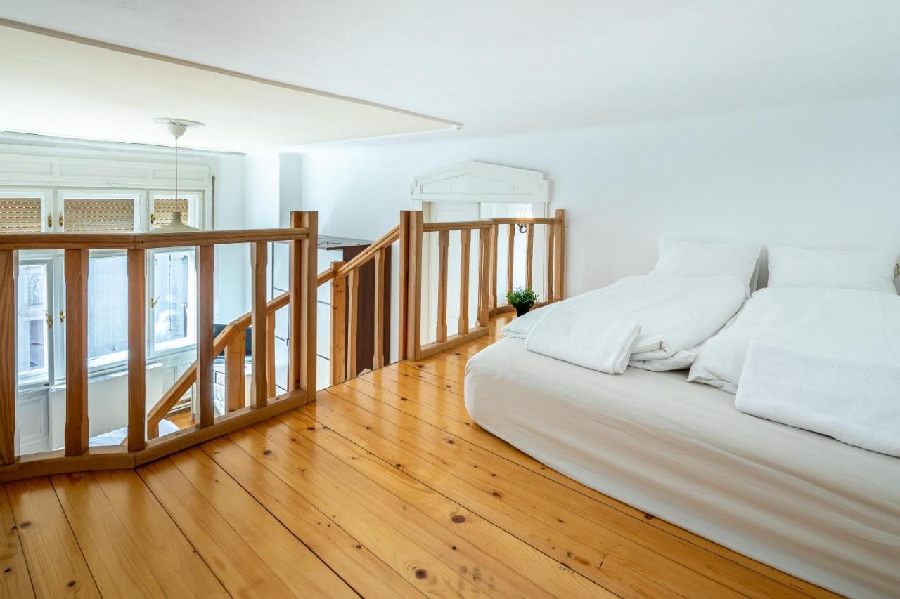 Huge Apartment In The City Center บูดาเปสต์ ภายนอก รูปภาพ